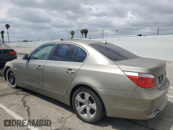 2007 BMW 5 Series 530i with VIN WBANE73537CM46172, listed as a Copart auction lot 54762505 with 111,597 mi miles and Clean title. Bid and sale history available at DreamBid. Image 2.