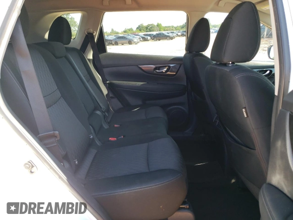 2017 Nissan Rogue SV z VIN KNMAT2MT4HP568539, wystawiony jako Copart lot #60265775 z przebiegiem 140 240 mil mil oraz Szkoda całkowita • Salvage title. Historia ofert i sprzedaży dostępna na DreamBid. Obrazek 11.