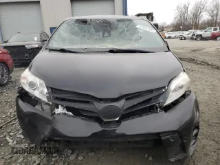 2018 Toyota Sienna LE Auto Access Seat with VIN 5TDKZ3DC1JS914700, listed as a Copart auction lot 85239834 with 107,426 mi miles and Salvage title. Bid and sale history available at DreamBid. Image 5.