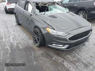 2017 Ford Fusion SE with VIN 3FA6P0H97HR199980, listed as a IAAI auction lot 41570237 with 89,612 mi miles. Bid and sale history available at carsss.com. Image 1.