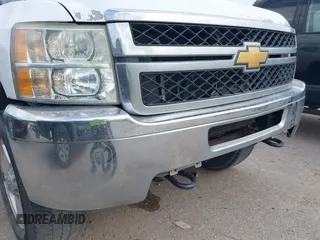 2013 Chevrolet Silverado 2500HD LT with VIN 1GC1CXCGXDF213053, listed as a IAAI auction lot 41938923 with 251,943 mi miles. Bid and sale history available at carsss.com. Image 17.