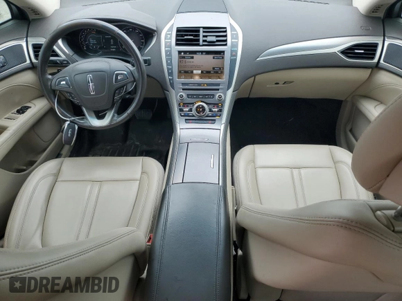 2017 Lincoln MKZ Premiere z VIN 3LN6L5A9XHR637903, wystawiony jako Copart lot #51170425 z przebiegiem 102 218 mil mil oraz Szkoda całkowita • Salvage title. Historia ofert i sprzedaży dostępna na DreamBid. Obrazek 8.