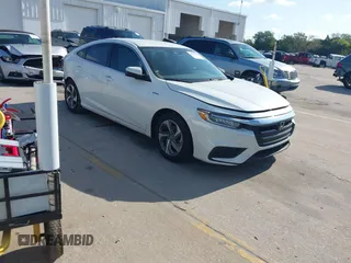 2020 Honda Insight EX with VIN 19XZE4F57LE007932, listed as a IAAI auction lot 42032389 with Not Provided miles and . Bid and sale history available at carsss.com. Image 1.