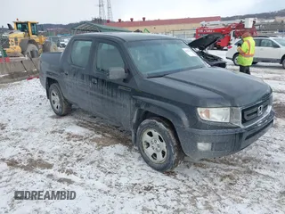 2011 Honda Ridgeline RT with VIN 5FPYK1F28BB451863, listed as a IAAI auction lot 41631755 with 316,707 mi miles. Bid and sale history available at carsss.com. Image 1.