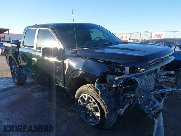 2024 Ford F-150 STX with VIN 1FTFW2L51RFA56163, listed as a IAAI auction lot 41311824 with 31,604 mi miles and . Bid and sale history available at carsss.com. Image 1.
