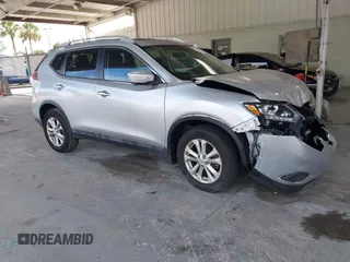 2015 Nissan Rogue SL z VIN 5N1AT2MV0FC765239, wystawiony jako IAAI lot #42421813 z przebiegiem 63 578 mil mil oraz . Historia ofert i sprzedaży dostępna na DreamBid. Obrazek 1.