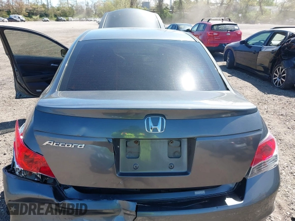 2009 Honda Accord LX-P z VIN 1HGCP26419A020281, wystawiony jako IAAI lot #42160526 z przebiegiem 124 473 mil mil oraz . Historia ofert i sprzedaży dostępna na DreamBid. Obrazek 16.