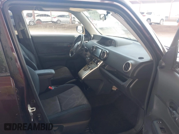 2008 Scion xB with VIN JTLKE50EX81026389, listed as a IAAI auction lot 41916276 with 1 mi miles. Bid and sale history available at carsss.com. Image 5.