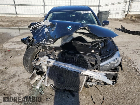 2018 BMW 7 Series 740i xDrive with VIN WBA7E4C53JGV24022, listed as a Copart auction lot 84907394 with 0 mi miles and Salvage Title. Bid and sale history available at carsss.com. Image 5.