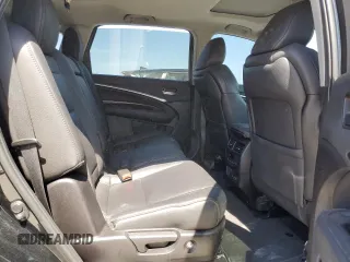 2018 Acura MDX z VIN 5J8YD3H3XJL009331, wystawiony jako Copart lot #57244745 z przebiegiem 119 794 mil mil oraz Nie do naprawy • Non repairable. Historia ofert i sprzedaży dostępna na DreamBid. Obrazek 11.