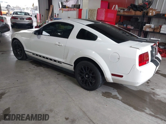 2007 Ford Mustang Deluxe with VIN 1ZVFT80N575259508, listed as a IAAI auction lot 41569259 with 164,315 mi miles. Bid and sale history available at carsss.com. Image 3.