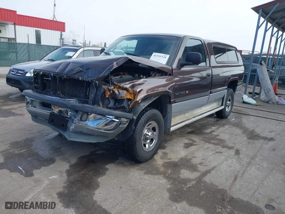 1998 Dodge Ram 1500 with VIN 3B7HF16Z9WM220840, listed as a IAAI auction lot 41595328 with 199,281 mi miles. Bid and sale history available at carsss.com. Image 19.