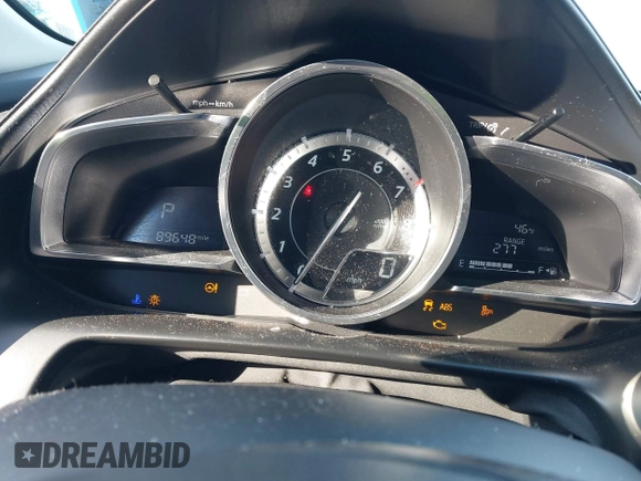 2017 Mazda CX-3 Grand Touring with VIN JM1DKFD77H0165528, listed as a IAAI auction lot 40942595 with 89,648 mi miles. Bid and sale history available at carsss.com. Image 7.