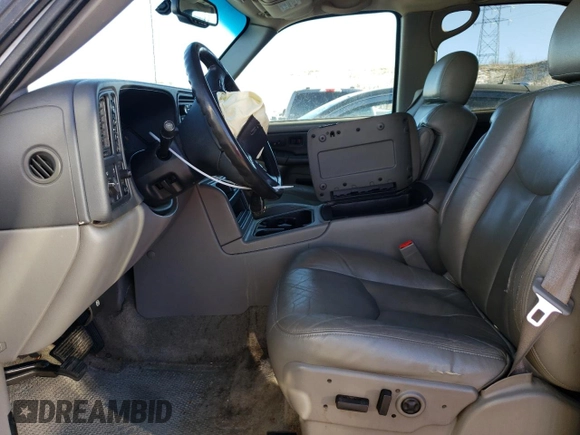 2003 GMC Yukon SLE with VIN 1GKEK13Z13R249251, listed as a Copart auction lot 88695635 with 189,129 mi miles and Salvage Title. Bid and sale history available at carsss.com. Image 7.