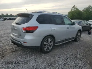2013 Nissan Pathfinder Platinum with VIN 5N1AR2MM6DC665424, listed as a Copart auction lot 62235935 with 200,013 mi miles and Clean title. Bid and sale history available at DreamBid. Image 3.