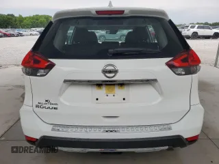 2020 Nissan Rogue S z VIN JN8AT2MT5LW039801, wystawiony jako Copart lot #60525875 z przebiegiem 92 095 mil mil oraz Czysty tytuł • Clean title. Historia ofert i sprzedaży dostępna na DreamBid. Obrazek 6.