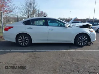 2017 Nissan Altima SV with VIN 1N4AL3AP1HC225309, listed as a IAAI auction lot 41943323 with 105,191 mi miles and . Bid and sale history available at DreamBid. Image 13.
