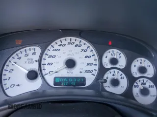 2002 Chevrolet Avalanche z VIN 3GNEK13T72G223136, wystawiony jako Copart lot #58119825 z przebiegiem 382 148 mil mil oraz Szkoda całkowita • Salvage title. Historia ofert i sprzedaży dostępna na DreamBid. Obrazek 9.