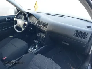 2002 Volkswagen GTI z VIN 9BWDE61J524008111, wystawiony jako IAAI lot #40754934 z przebiegiem 207 682 mil mil oraz . Historia ofert i sprzedaży dostępna na DreamBid. Obrazek 5.