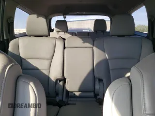 2019 Honda Pilot Touring 8-Passenger z VIN 5FNYF6H90KB000303, wystawiony jako Copart lot #52410585 z przebiegiem 129 190 mil mil oraz Szkoda całkowita • Salvage title. Historia ofert i sprzedaży dostępna na DreamBid. Obrazek 10.
