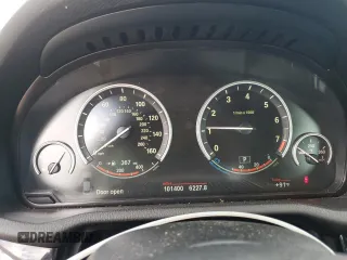 2015 BMW X4 xDrive28i with VIN 5UXXW3C57F0M87615, listed as a Copart auction lot 45138994 with 101,400 mi miles. Bid and sale history available at carsss.com. Image 9.