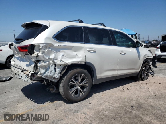 2019 Toyota Highlander LE z VIN 5TDZZRFHXKS320344, wystawiony jako Copart lot #64585195 z przebiegiem 228 994 mil mil oraz Szkoda całkowita • Salvage title. Historia ofert i sprzedaży dostępna na DreamBid. Obrazek 3.