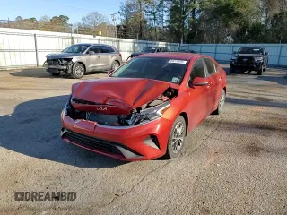 2022 Kia Forte LXS with VIN 3KPF24AD4NE475212, listed as a Copart auction lot 89220095 with 67,681 mi miles and Salvage Title. Bid and sale history available at carsss.com. Image 11.