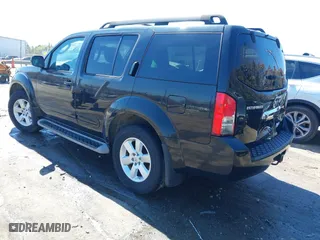 2011 Nissan Pathfinder SV with VIN 5N1AR1NN7BC609216, listed as a IAAI auction lot 41888357 with 226,214 mi miles. Bid and sale history available at carsss.com. Image 3.