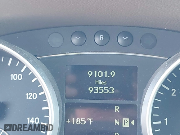 2008 Mercedes-Benz GL-Class 5.5L with VIN 4JGBF86E08A349444, listed as a IAAI auction lot 40992114 with 93,553 mi miles. Bid and sale history available at carsss.com. Image 15.