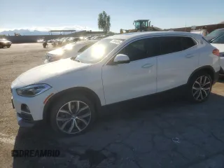 2018 BMW X2 xDrive28i z VIN WBXYJ5C36JEF81467, wystawiony jako Copart lot #55644015 z przebiegiem 20 679 mil mil oraz Szkoda całkowita • Salvage title. Historia ofert i sprzedaży dostępna na DreamBid. Obrazek 1.