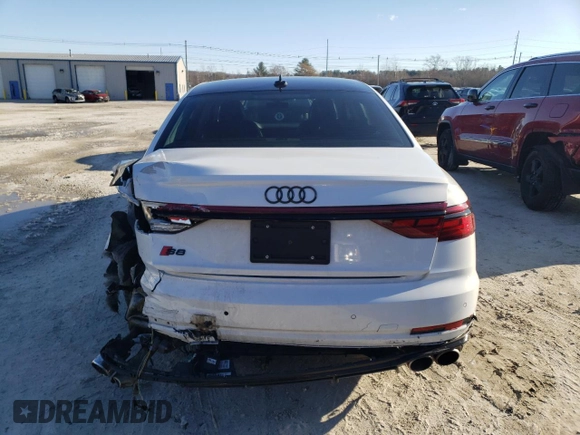 2023 Audi S8 z VIN WAULSAF85PN000614, wystawiony jako Copart lot #84752864 z przebiegiem 20 079 mil mil oraz Szkoda całkowita • Salvage title. Historia ofert i sprzedaży dostępna na DreamBid. Obrazek 6.