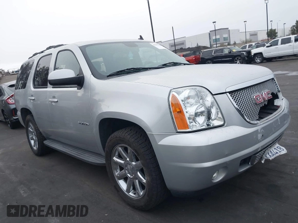 2013 GMC Yukon SLT with VIN 1GKS1CE07DR157076, listed as a IAAI auction lot 41557228 with 148,242 mi miles. Bid and sale history available at carsss.com. Image 14.