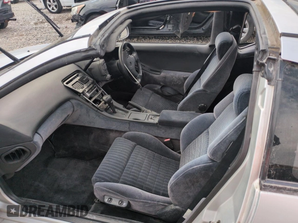 1993 Nissan 300ZX z VIN GCZ32546193, wystawiony jako Copart lot #54944495 z przebiegiem 140 834 mil mil oraz Szkoda całkowita • Salvage title. Historia ofert i sprzedaży dostępna na DreamBid. Obrazek 7.