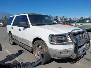 2003 Ford Expedition Special Service with VIN 1FMRU15W03LA47218, listed as a IAAI auction lot 41669475 with NaN miles. Bid and sale history available at carsss.com. Image 1.