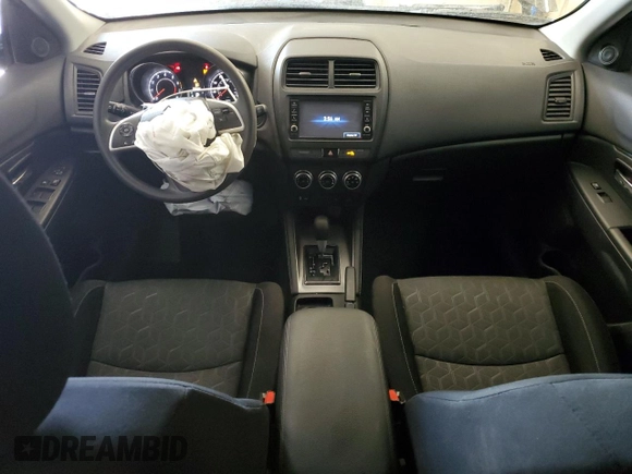 2020 Mitsubishi Outlander ES with VIN JA4AP3AU6LU013992, listed as a Copart auction lot 53069615 with 13,815 mi miles and Salvage title. Bid and sale history available at DreamBid. Image 8.