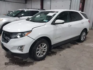 2018 Chevrolet Equinox LT with VIN 2GNAXSEV9J6298094, listed as a IAAI auction lot 41723163 with 122,114 mi miles. Bid and sale history available at carsss.com. Image 17.