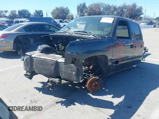 2005 Chevrolet Silverado 1500 LS z VIN 2GCEC13T751224600, wystawiony jako IAAI lot #41806461 z przebiegiem Nie podano mil oraz . Historia ofert i sprzedaży dostępna na DreamBid. Obrazek 2.