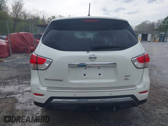 2015 Nissan Pathfinder SL with VIN 5N1AR2MM3FC642427, listed as a IAAI auction lot 42066272 with 137,523 mi miles and . Bid and sale history available at DreamBid. Image 16.