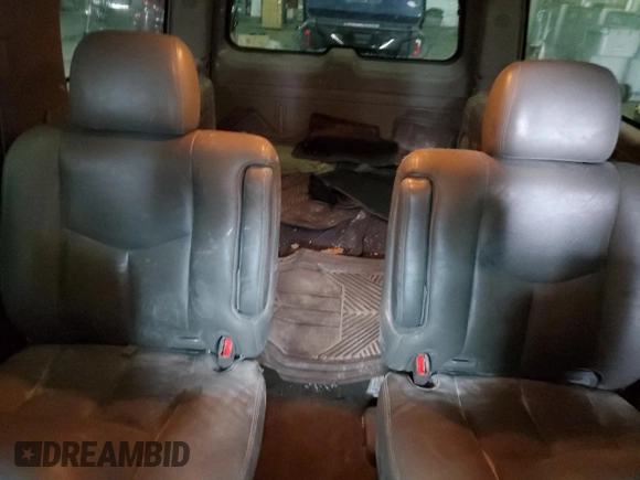 2004 GMC Yukon XL SLE with VIN 3GKEC16T54G324913, listed as a Copart auction lot 44464275 with 257,529 mi miles and Salvage Title. Bid and sale history available at carsss.com. Image 10.