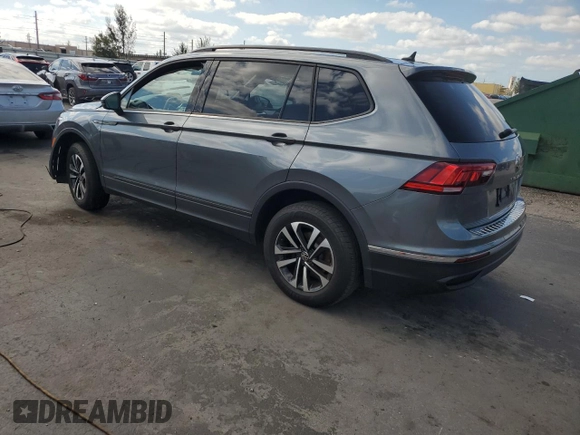 2022 Volkswagen Tiguan S with VIN 3VV1B7AX5NM138710, listed as a Copart auction lot 55900645 with 16,837 mi miles and Salvage title. Bid and sale history available at DreamBid. Image 2.