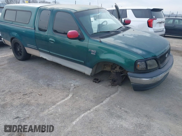 2000 Ford F-150 XL with VIN 2FTRX17W1YCA76589, listed as a IAAI auction lot 41452320 with 254,533 mi miles. Bid and sale history available at carsss.com. Image 6.