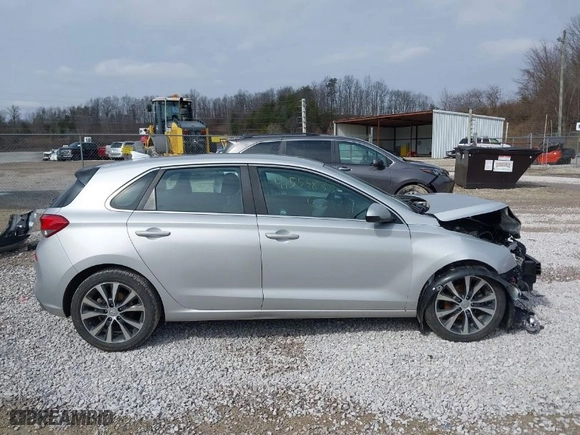 2019 Hyundai Elantra GT with VIN KMHH35LE8KU088141, listed as a IAAI auction lot 41555837 with 98,752 mi miles. Bid and sale history available at carsss.com. Image 14.