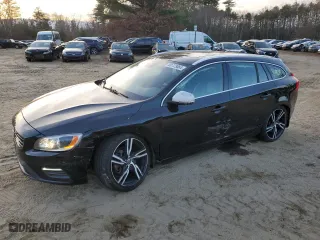 2017 Volvo V60 R-Design Platinum with VIN YV149MSS4H1373460, listed as a Copart auction lot 80723864 with 90,485 mi miles and Salvage Title. Bid and sale history available at carsss.com. Image 1.