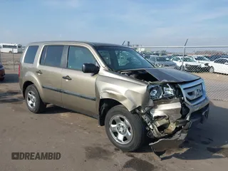 2011 Honda Pilot LX with VIN 5FNYF3H29BB031843, listed as a IAAI auction lot 41908713 with 108,583 mi miles and . Bid and sale history available at DreamBid. Image 1.