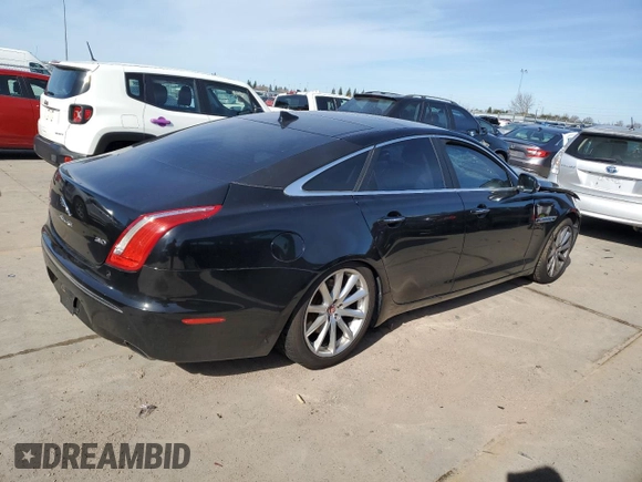 2015 Jaguar XJ with VIN SAJWA1CZXF8V75581, listed as a Copart auction lot 44462825 with 78,171 mi miles and Salvage Title. Bid and sale history available at carsss.com. Image 3.