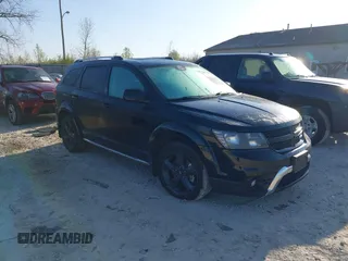 2018 Dodge Journey Crossroad z VIN 3C4PDDGG0JT357342, wystawiony jako IAAI lot #42041164 z przebiegiem 74 599 mil mil oraz . Historia ofert i sprzedaży dostępna na DreamBid. Obrazek 1.