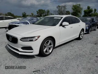 2017 Volvo S90 Momentum z VIN YV1102AK7H1008418, wystawiony jako Copart lot #61140255 z przebiegiem 122 787 mil mil oraz Czysty tytuł • Clean title. Historia ofert i sprzedaży dostępna na DreamBid. Obrazek 1.