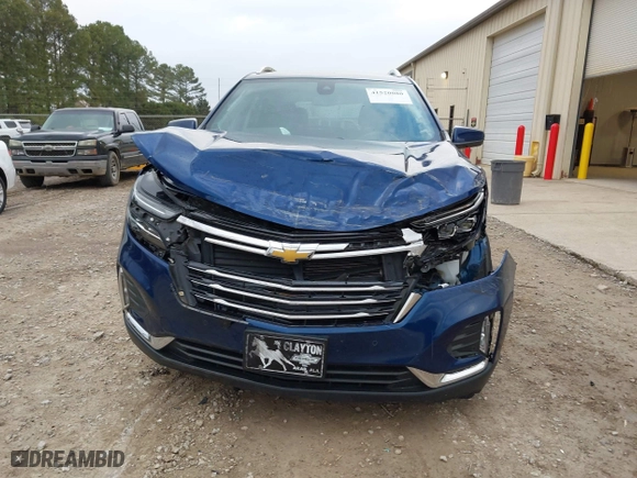 2022 Chevrolet Equinox Premier with VIN 3GNAXNEV5NS104346, listed as a IAAI auction lot 41520080 with 42,781 mi miles. Bid and sale history available at carsss.com. Image 12.