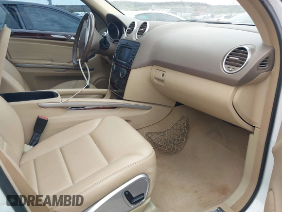 2011 Mercedes-Benz M 350 z VIN 4JGBB2FB2BA676692, wystawiony jako IAAI lot #41878199 z przebiegiem 192 368 mil mil oraz . Historia ofert i sprzedaży dostępna na DreamBid. Obrazek 5.