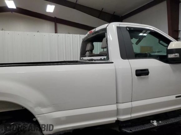 2019 Ford F-250 XLT с VIN 1FTBF2BT9KEC94076, выставлен на аукционе Copart как лот 44670025 с пробегом 120 824 миль миль и Списание • Salvage title. История ставок и продаж доступна на DreamBid. Изображение 10.